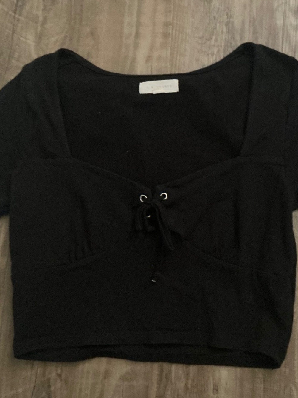 LA Hearts by PacSun black tie-front short-sleeve crop top, size S